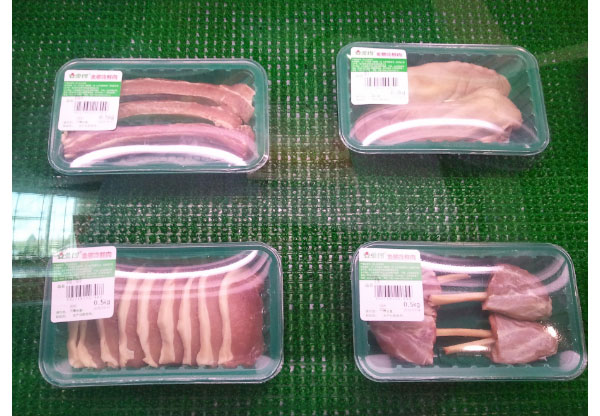 袋裝食用油包裝機(jī)-全自動(dòng)袋裝便攜式食用油包裝機(jī)設(shè)備