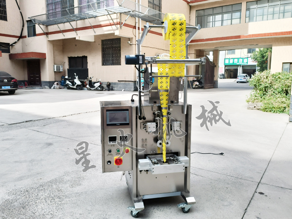 臥式雙螺旋粉劑包裝機(jī)-25公斤自動(dòng)稱重包裝機(jī)
